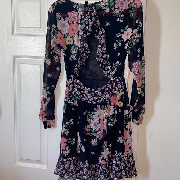 Flower H&M Dress - Picture 2 of 4